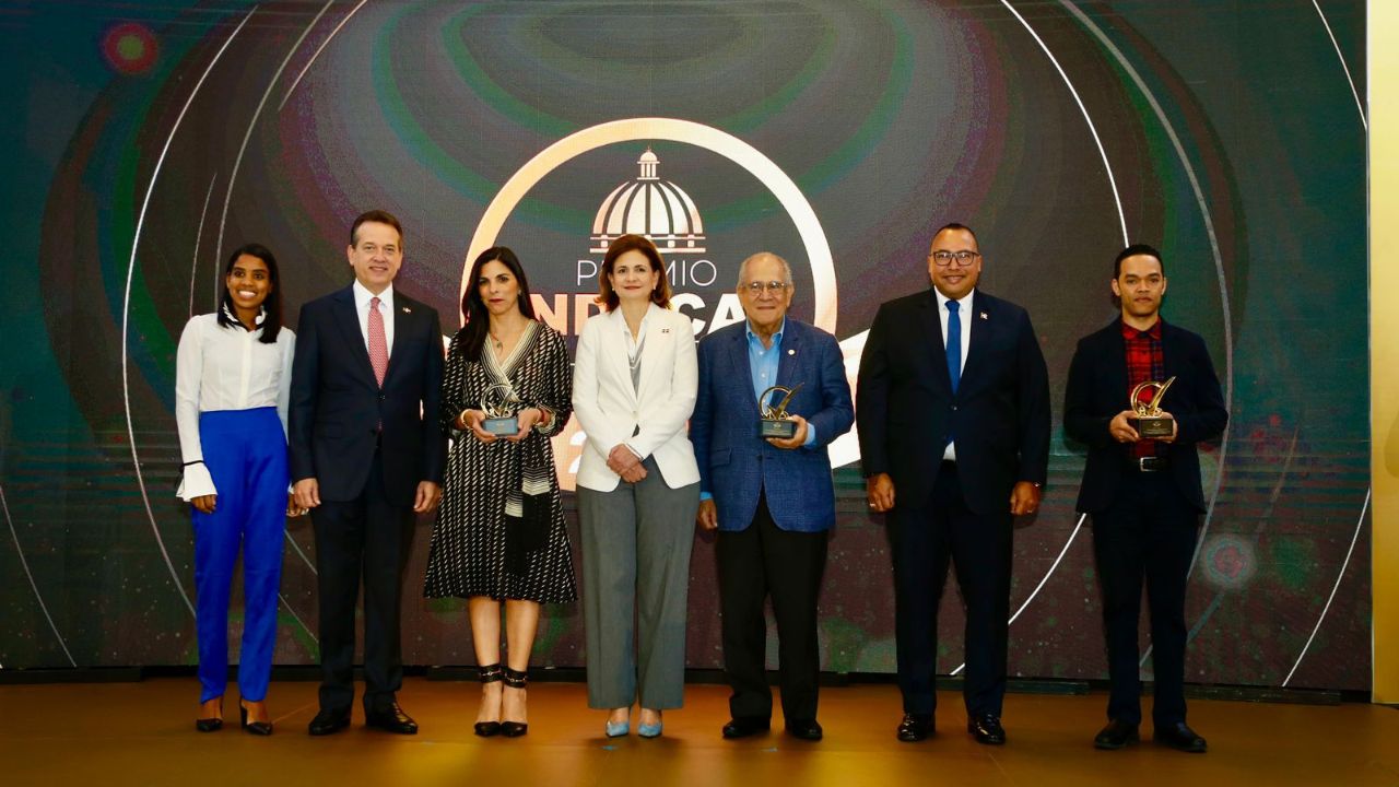Entregan Primer Premio INDOCAL a la Calidad