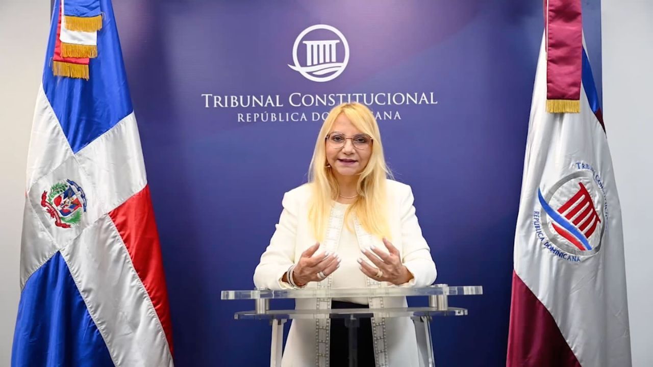 Jueza dice no la dejaban entrar a acto solemne del TC; CUSEP responde