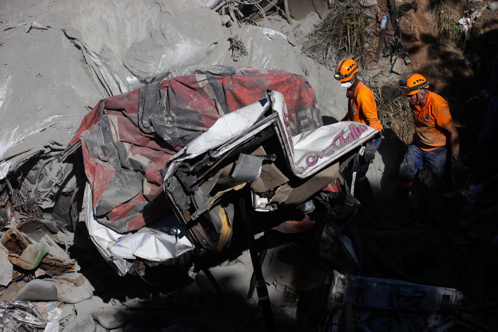 Suman 10 los fallecidos en accidente de Haina tras encontrar otro cadáver