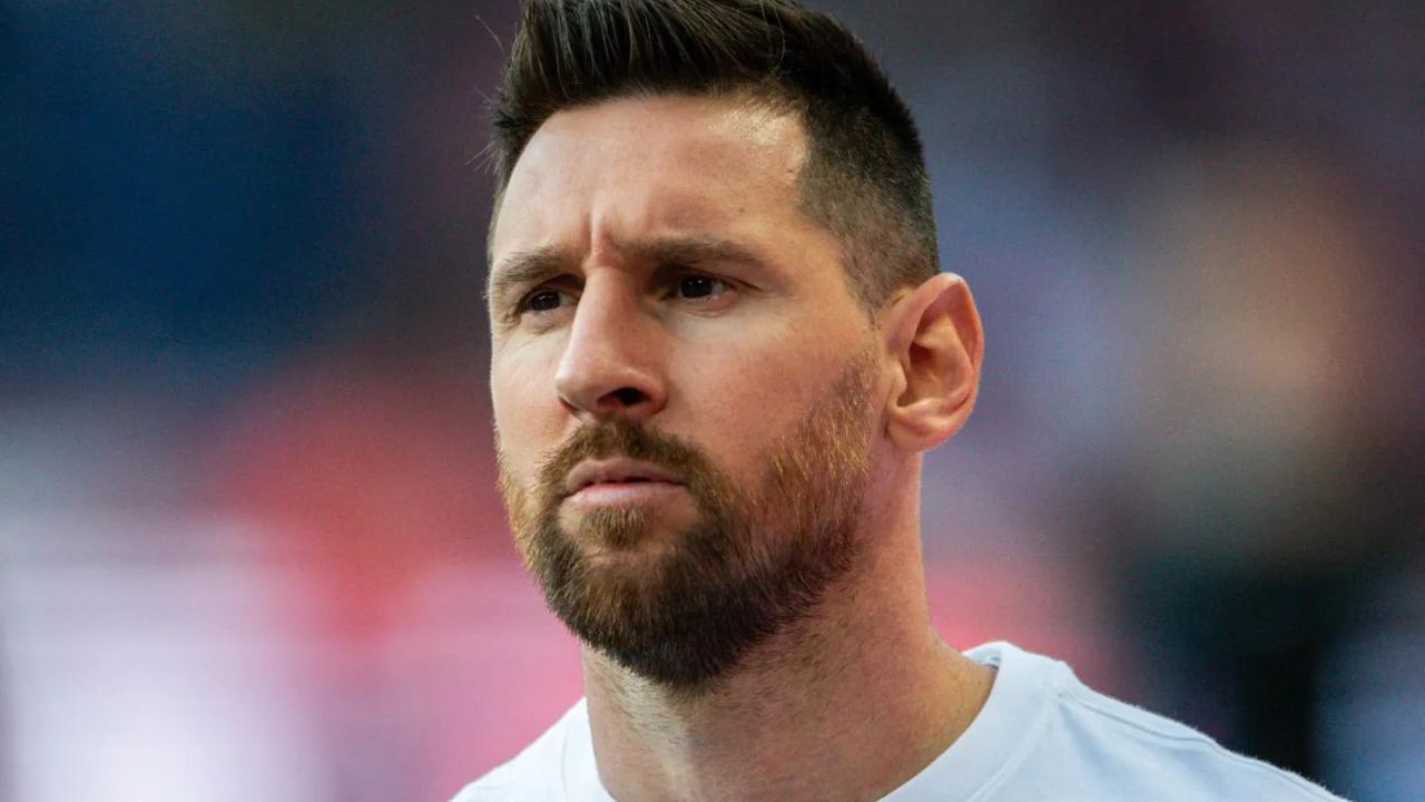 Messi: "Todos queríamos ser como Maradona, si bien ninguno llegó a ser como él"
