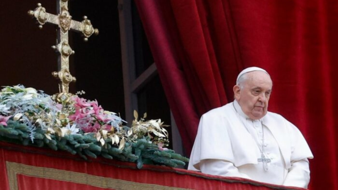 El Papa Lamenta Que El Mundo Se Ríe De Los Cristianos