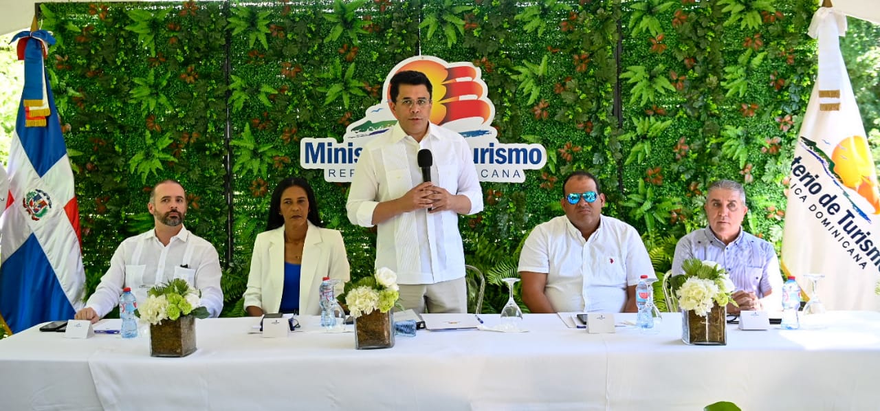 Continúa reordenamiento de Bayahíbe con RD$270 millones en inversión