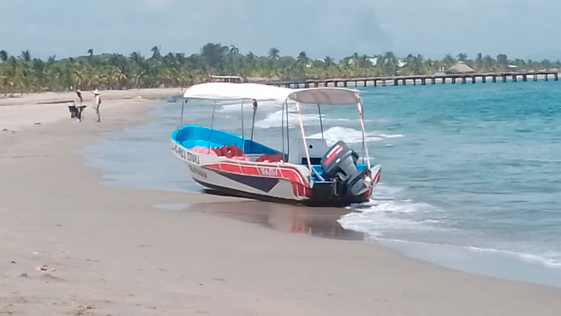 Un muerto y un desaparecido en accidente de una lancha y una canoa en el Caribe hondureño