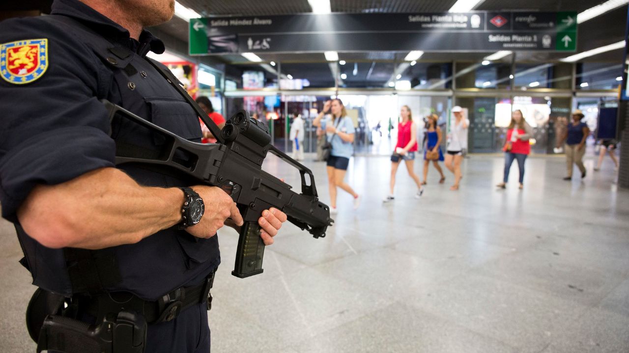 Elevan el nivel de alerta terrorista a 4 por aumento de amenaza yihadista