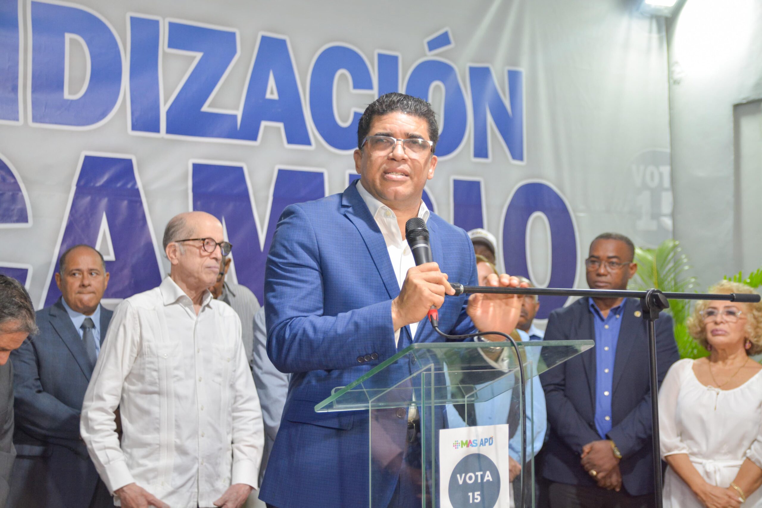 APD y otras entidades pactan respaldo a candidatura de Dío Astacio en SDE