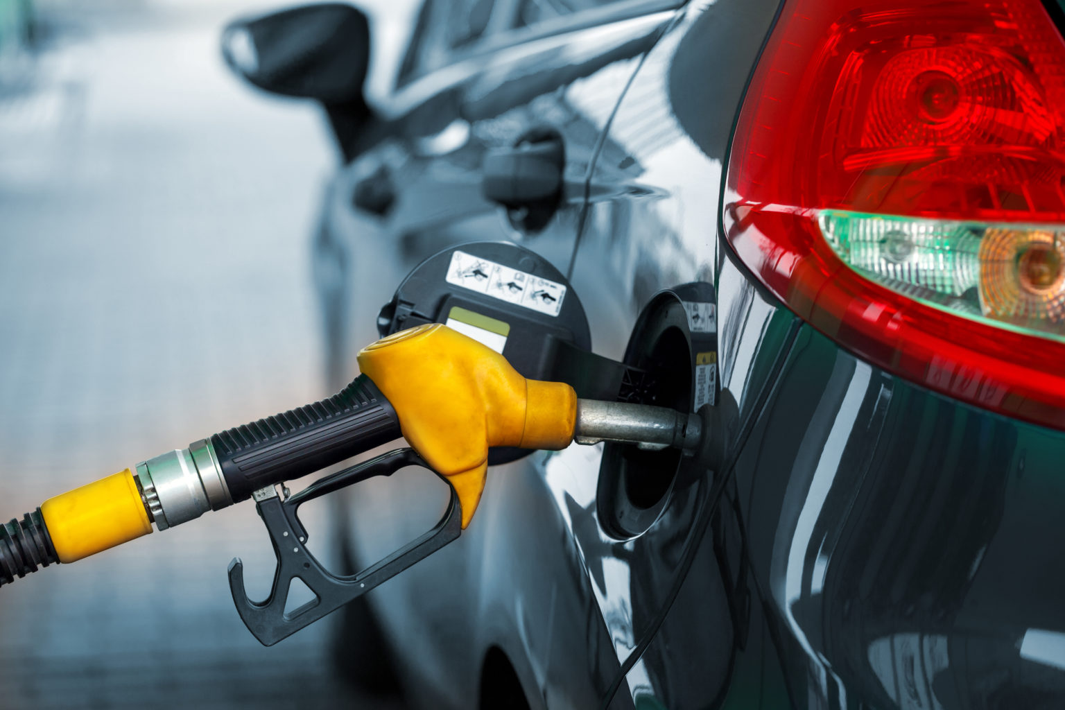 Cuatro combustibles aumentan de precio entre RD$4 y RD$12 pesos