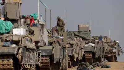 El Ejército israelí expande sus operaciones terrestres hacia el sur de la Franja de Gaza