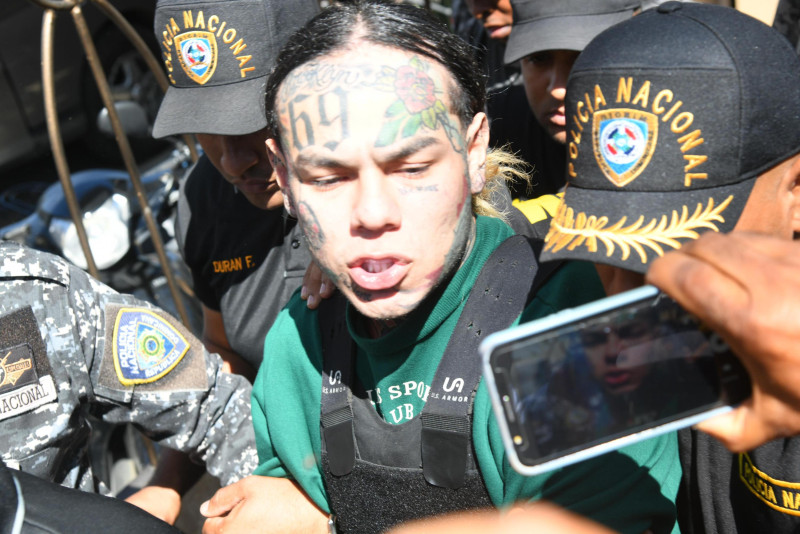 MP describe a Tekashi como un potencial feminicida