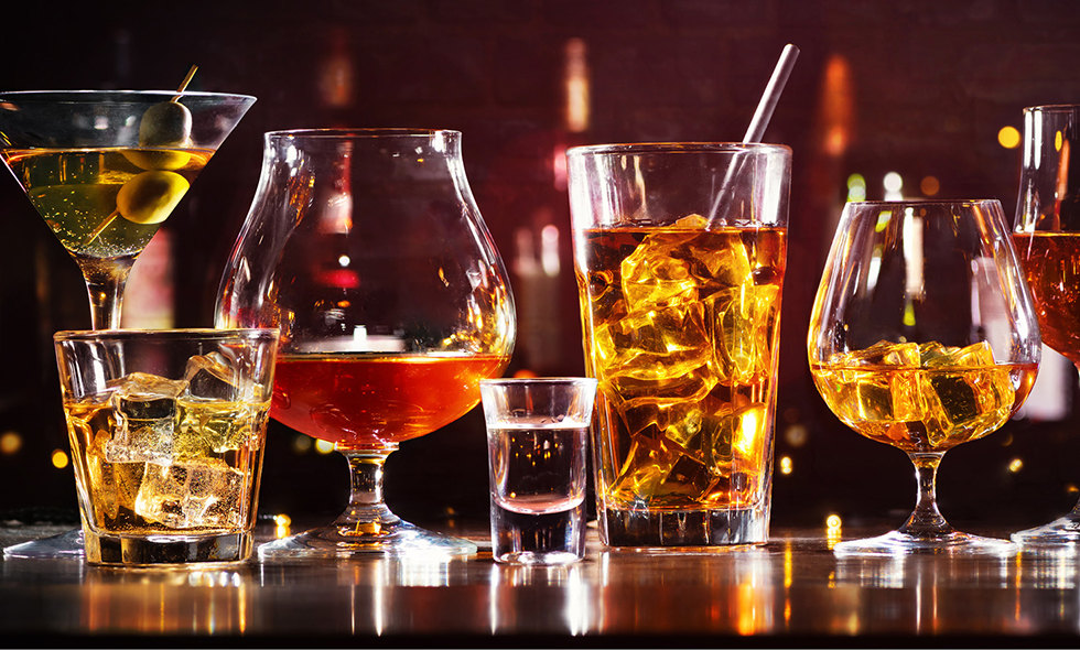 Presentación periódica para hombre por permitir consumo de alcohol a un nieto adolescente en Puerto Plata