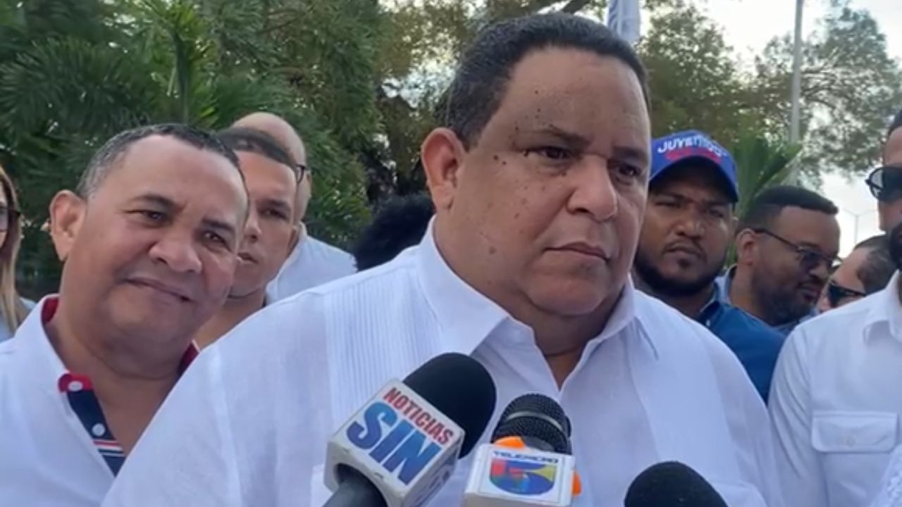 Rafael Hidalgo desmiente a Charlie Mariotti sobre compra de dirigentes del PLD