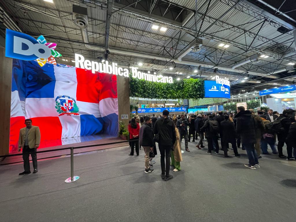 RD genera expectativas como destino turístico en feria Fitur de España