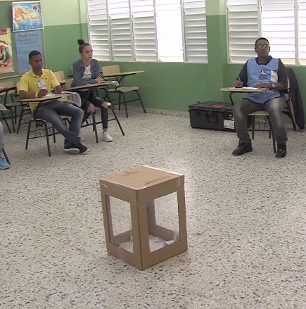 Jóvenes se preparan para acudir a las urnas