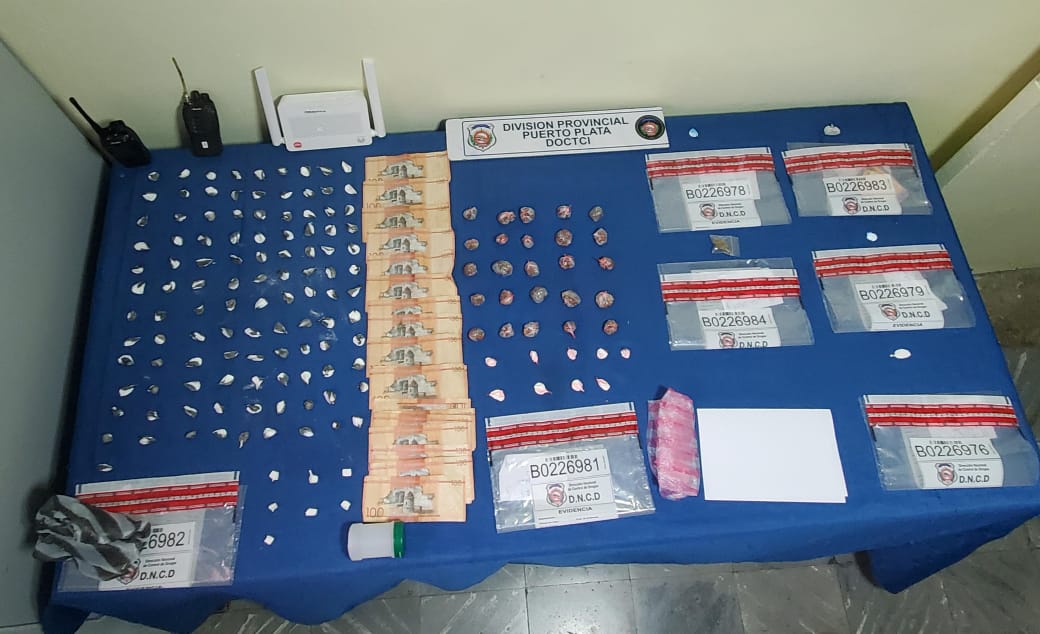 Desmantelan red de microtráfico de drogas en Puerto Plata; ocupan más de nueve mil gramos