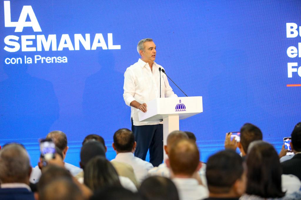 Abinader destaca estabilidad económica y anuncia lanzamiento del programa ChequeameTu