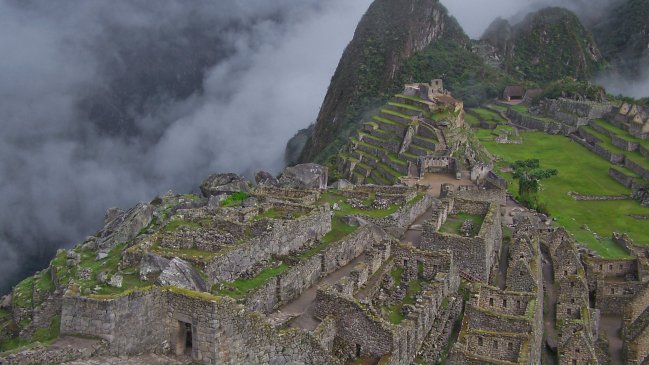 Continúa el paro en Machu Picchu con turistas extranjeros varados
