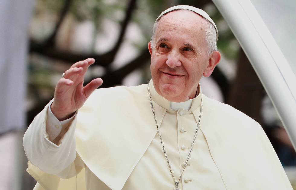 El papa alerta de que muchos conflictos hoy "se alimentan de noticias falsas"