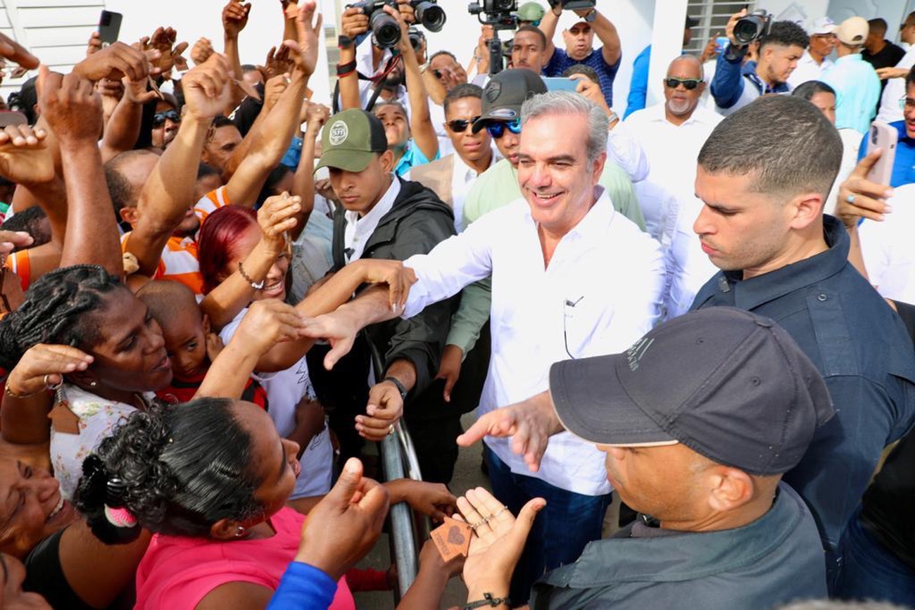 Oposición califica como simples promesas la propuesta de pacto reformador de Abinader