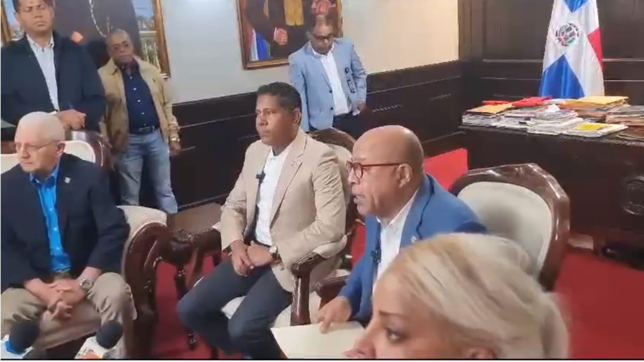 Diputados viajarán a EEUU para tratar varios temas, incluyendo crisis en Haití