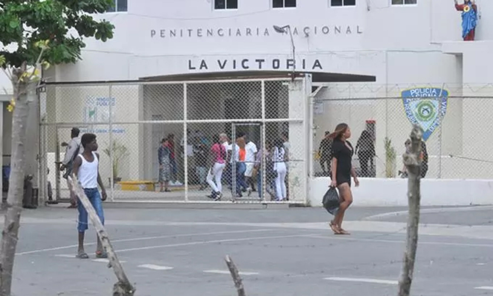 Acuerdan supervisar el espacio aéreo de los centros penitenciarios
