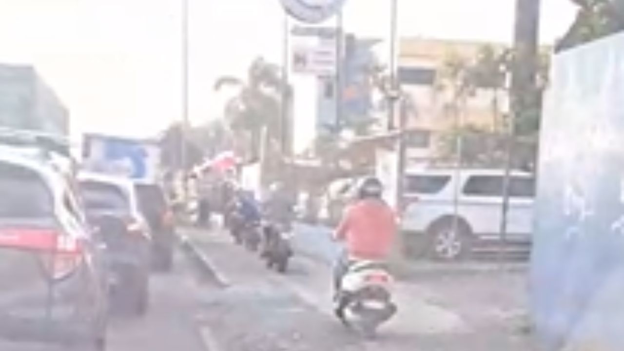"Hay una mujer en el Intrant que actúa por orden del presidente que vive autorizando rutas de motores"