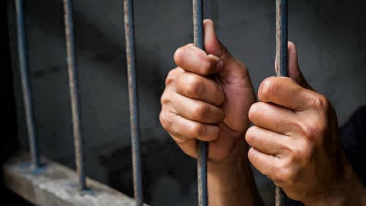 Condenan el primer adolescente tras cometer un feminicidio en Uruguay