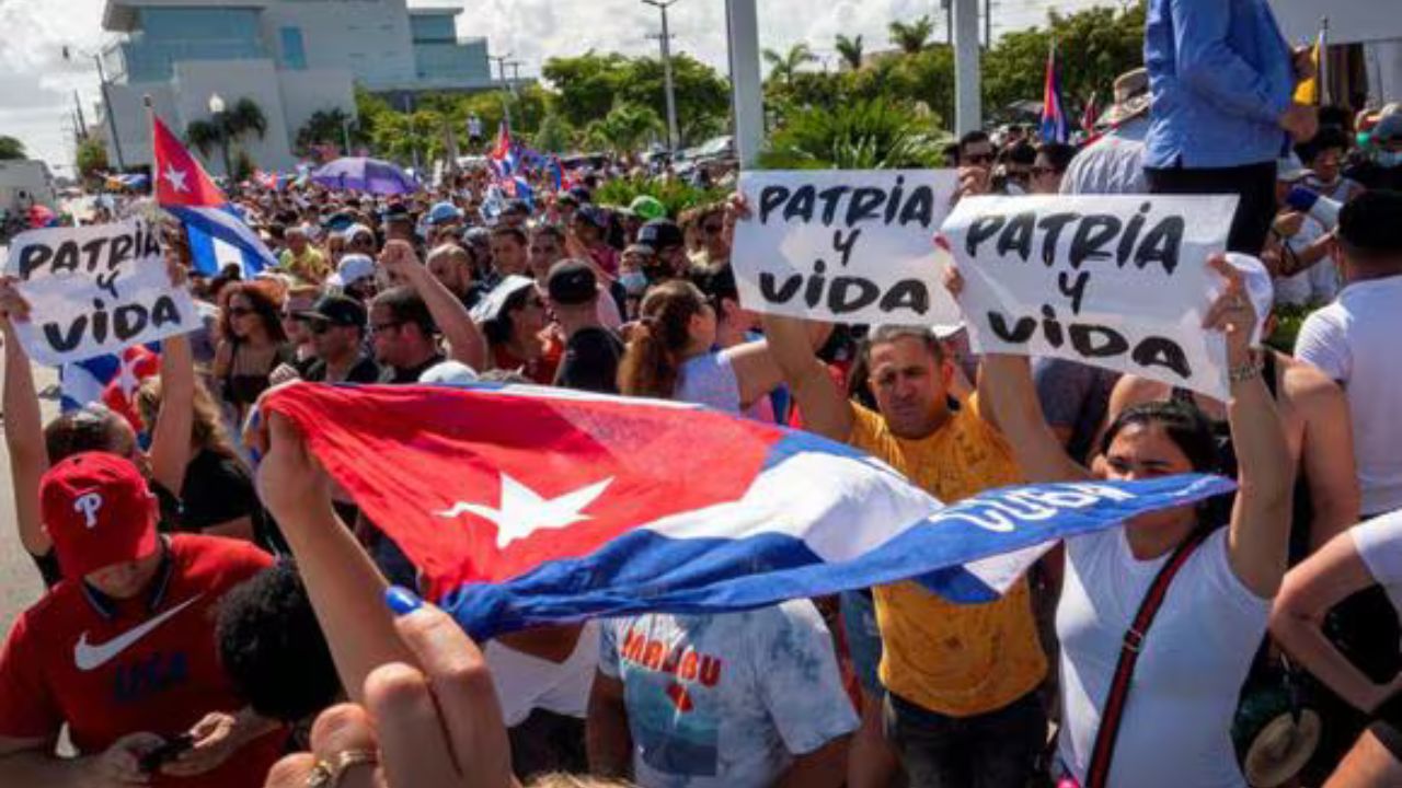 EE.UU. expresa apoyo a los manifestantes en Cuba