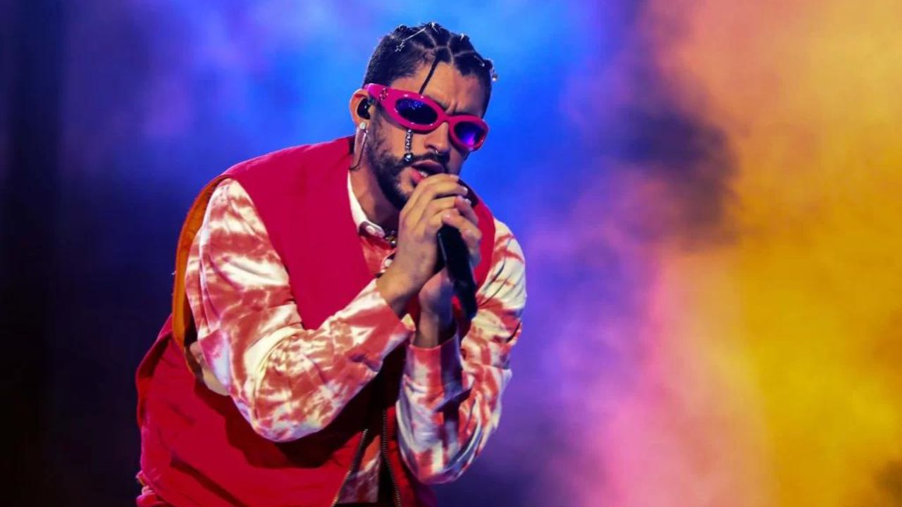 Bad Bunny demanda a fan por grabar y compartir sus conciertos