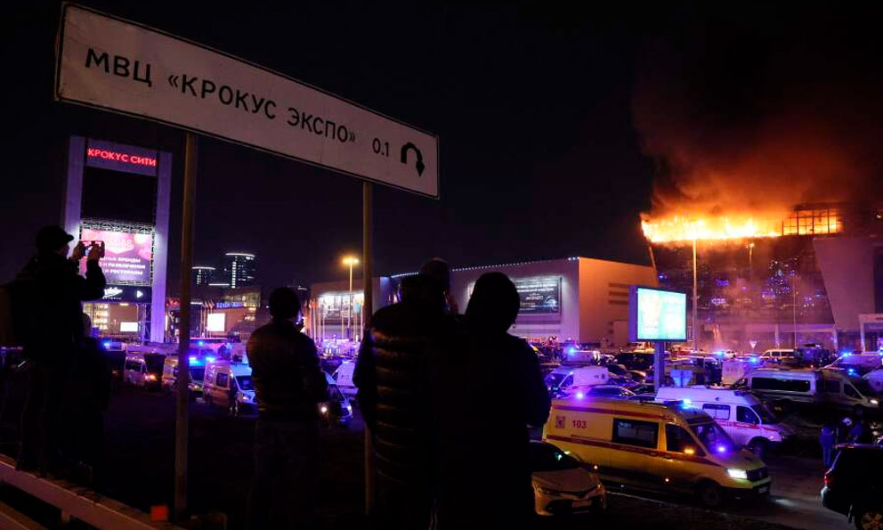 El Estado Islámico siembra el terror al matar a 40 personas en sala de conciertos en Moscú