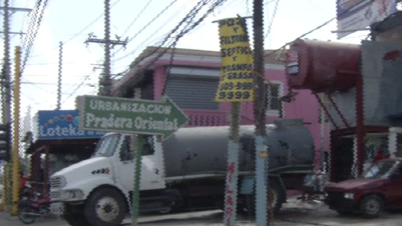 Moradores de San Isidro denuncian tiene un mes sin servicio de agua potable