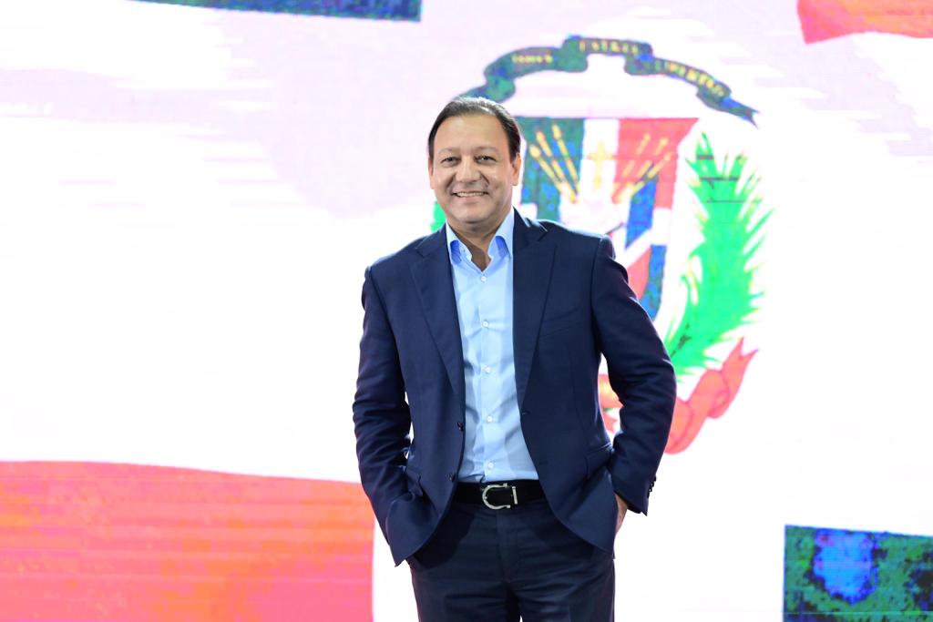 Abel Martínez: "Me siento satisfecho de haber transformado a Santiago"