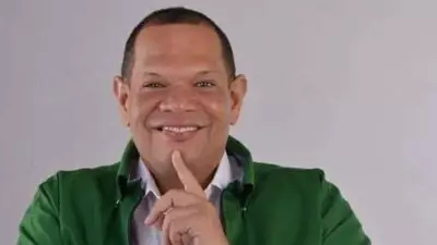 Carlos Guzmán renuncia de la Fuerza del Pueblo