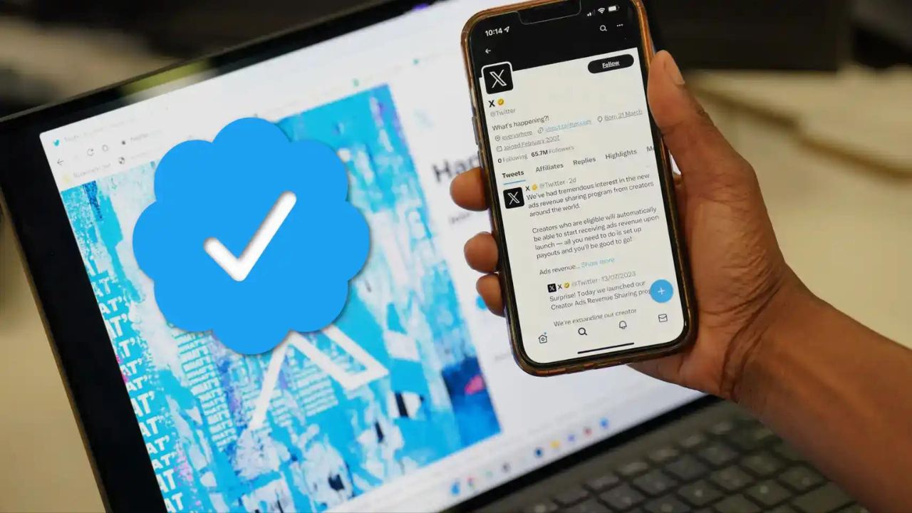 La red social X restablece gratuitamente la insignia azul de verificación