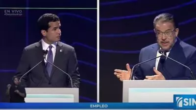 Omar Fernández y Guillermo Moreno debaten entre reclamos por el  4% y llamado a leer la Biblia