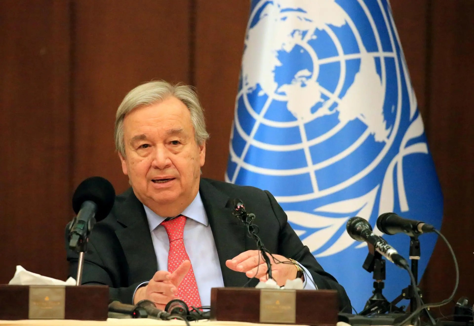 Guterres dice que 6 meses de guerra llevan a "una pérdida de fe en las normas globales"