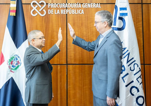 Designan a José Aníbal Carela como titular interino de la Procuraduría Adjunta para el Sistema Eléctrico