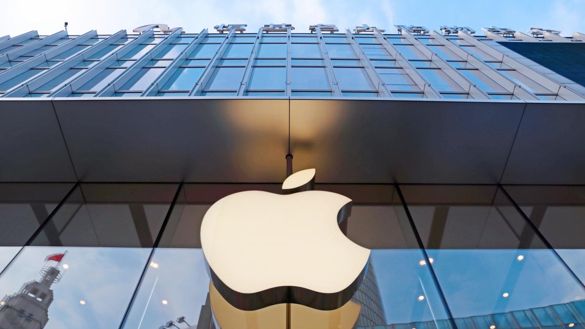 Apple recurre la multa de 1,840 millones de la UE por restringir a rivales como Spotify