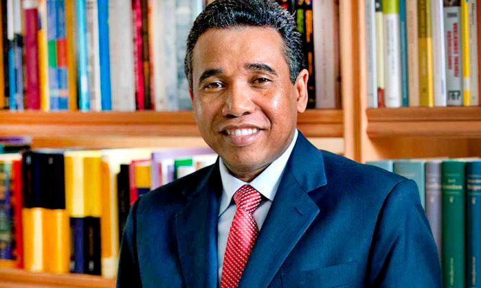 Lidera en San Juan el candidato Félix Bautista