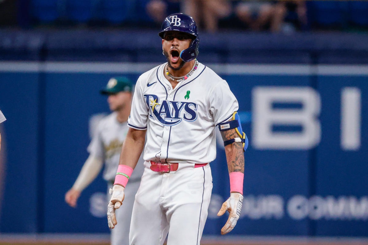 José Siri conecta 2 cuadrangulares en triunfo de los Rays