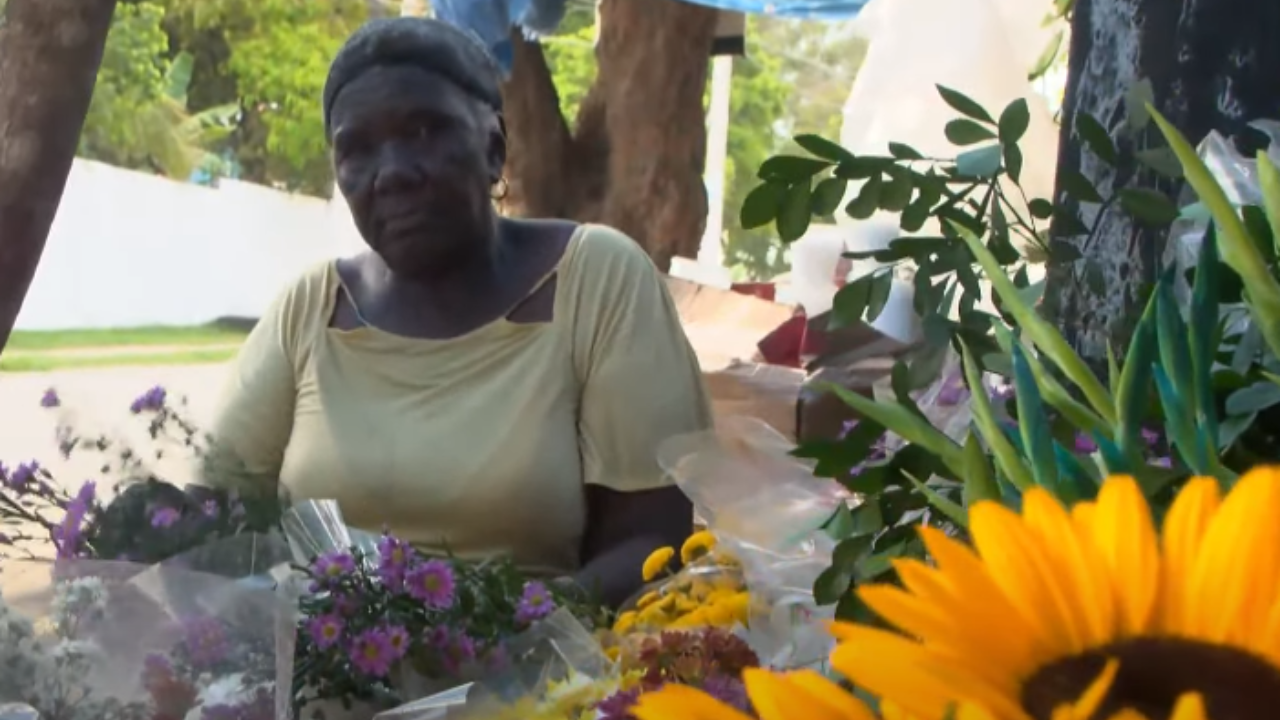 Vendedores de flores esperan con el Día de las Madres incrementar sus ventas