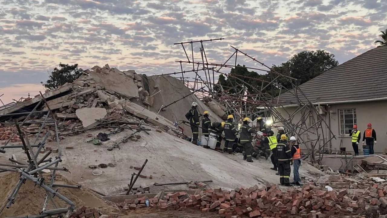 Ascienden a 33 los muertos por derrumbe de un edificio en Sudáfrica
