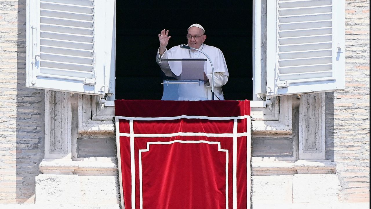 Papa Francisco: "La ayuda humanitaria debe poder llegar" a Gaza y "nadie puede impedirlo"