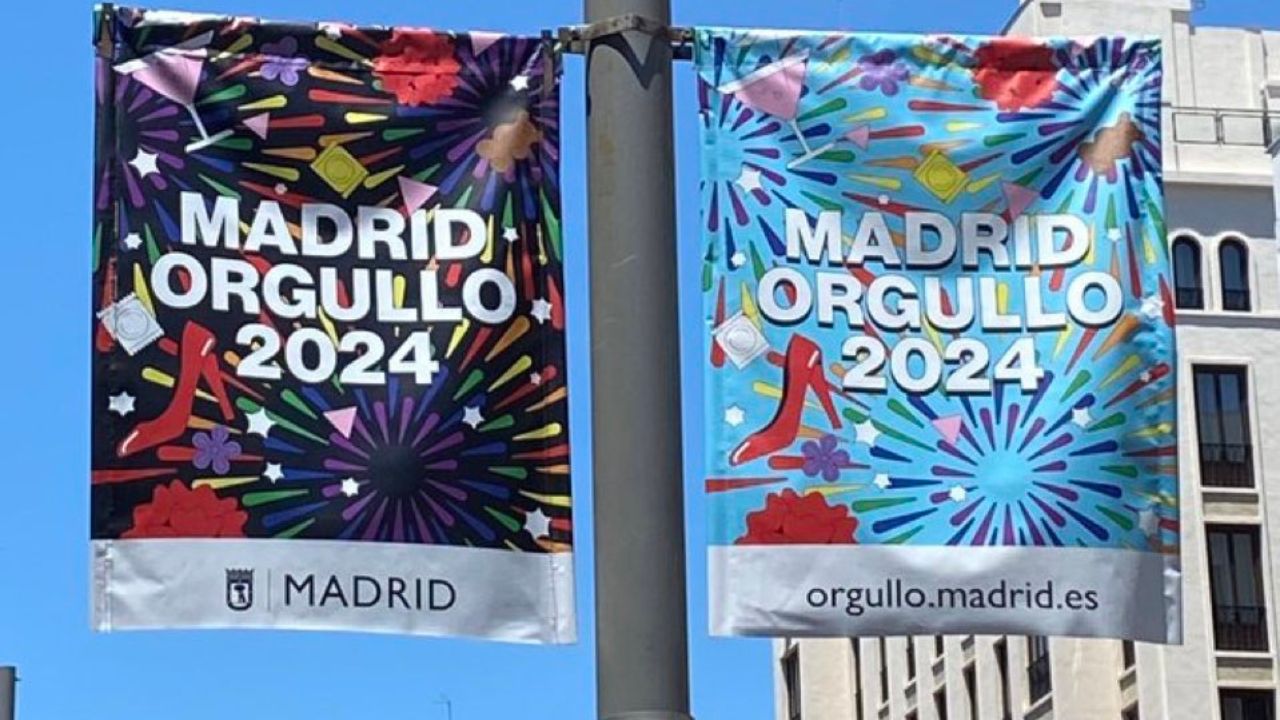 Polémica por el cartel con tacones, preservativos y copas de Madrid para el Orgullo LGBTQ+