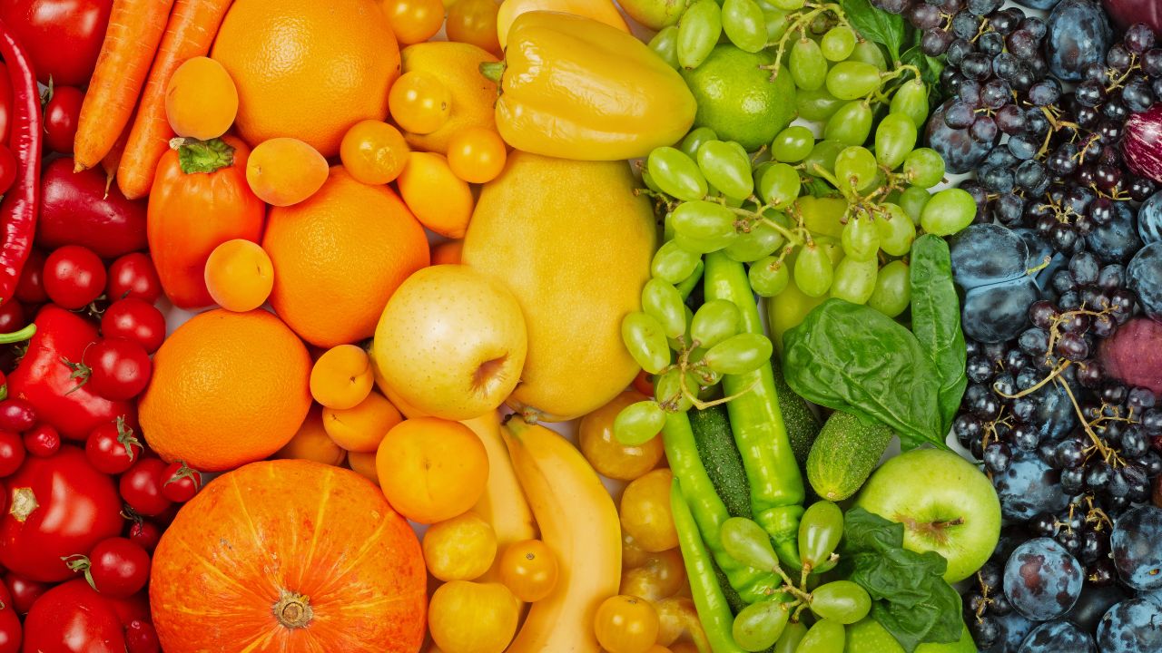 Conoce los riesgos de consumir frutas y verduras sin lavar