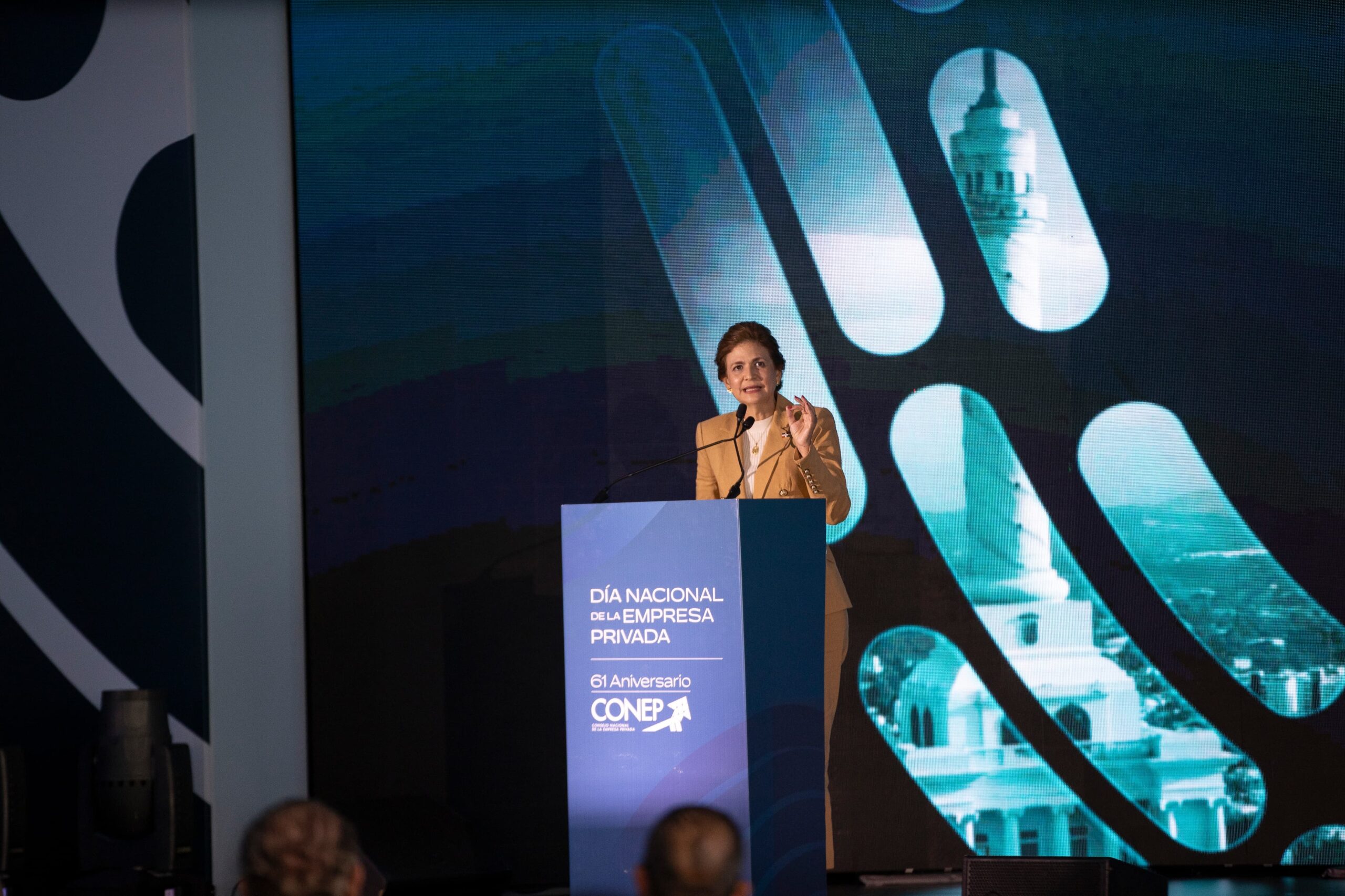 Raquel Peña sobre reforma: "sector empresarial debe reconocer que este sistema capitalista que  exhibimos necesita ajustes”