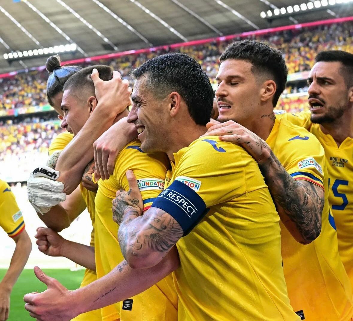 Rumania aprovecha fallos y golea 3-0 a Ucrania