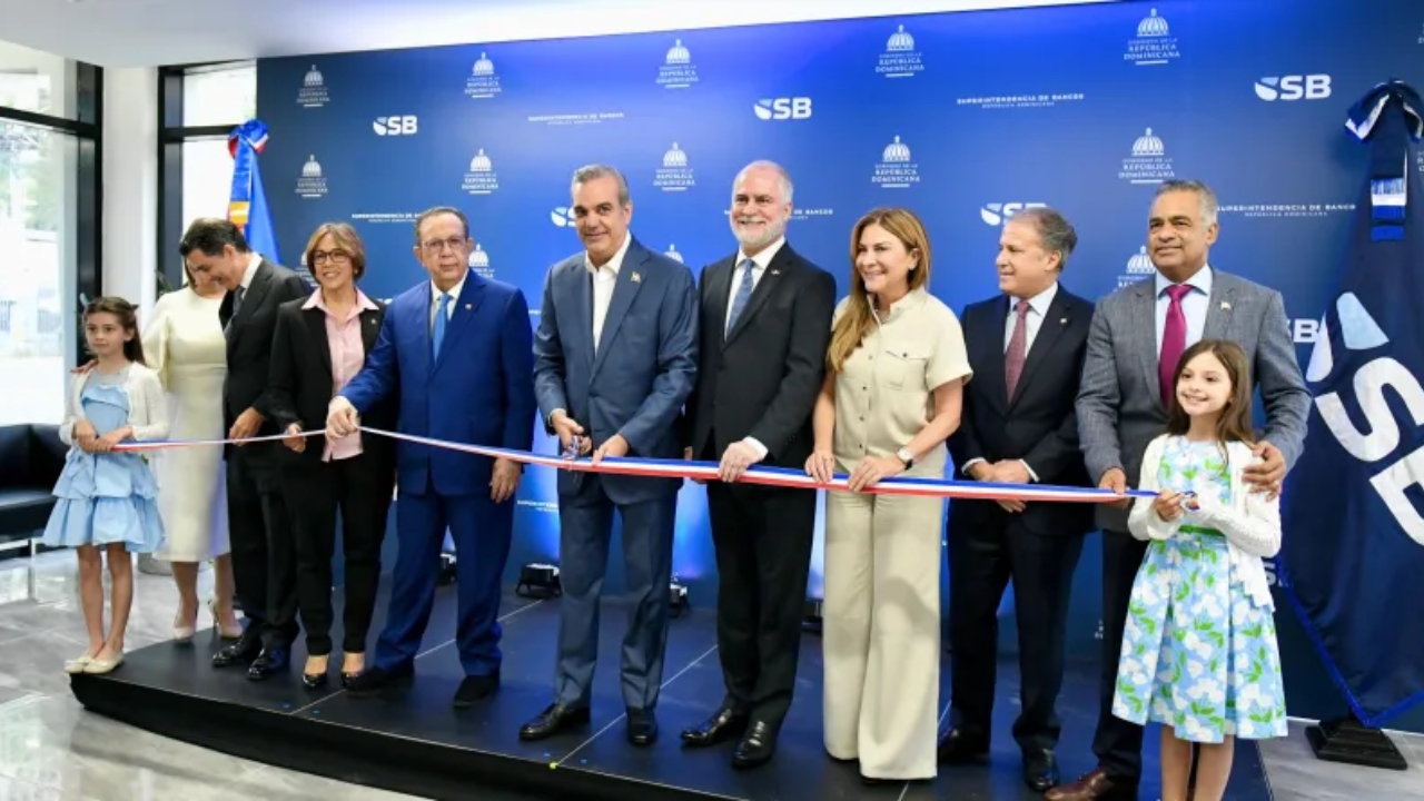 Superintendencia de Bancos presenta informe de gestión 2020-2024, resaltan fortalecimiento de servicios 