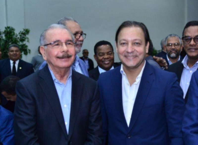 Abel Martínez dice Danilo Medina debe continuar dirigiendo el PLD