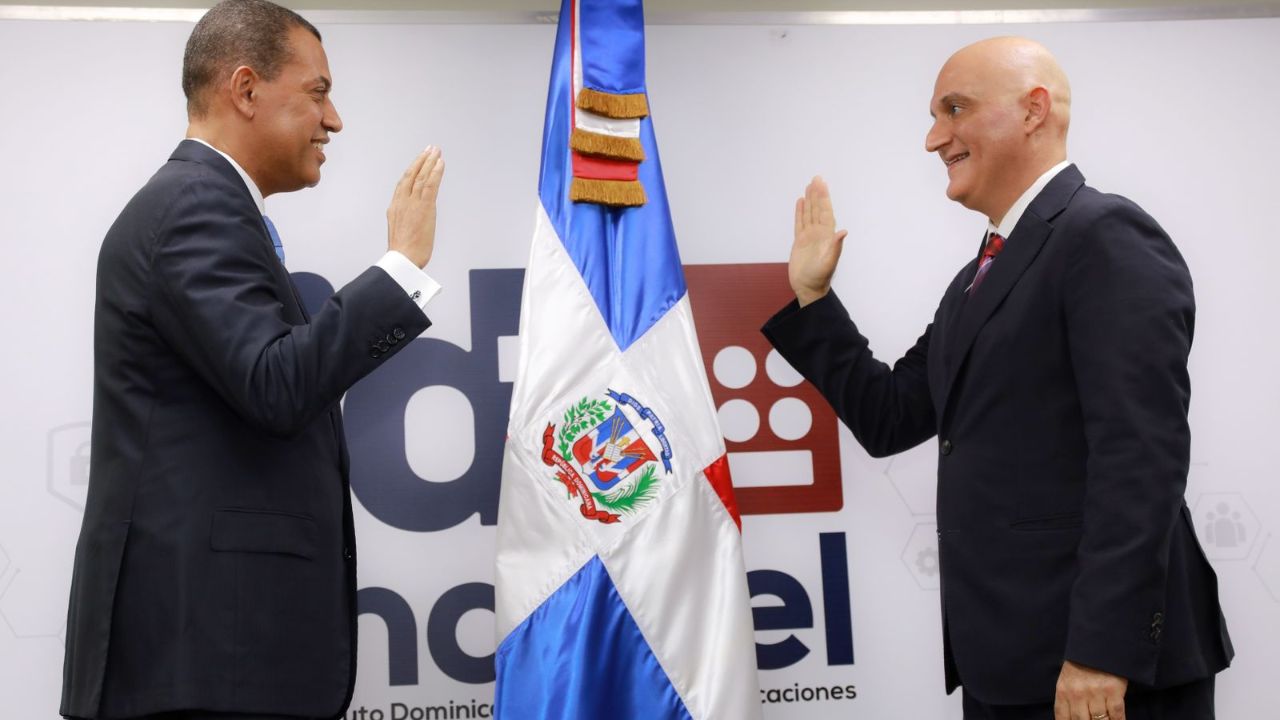 Guido Gómez Mazara asume la presidencia del Consejo Directivo del Indotel