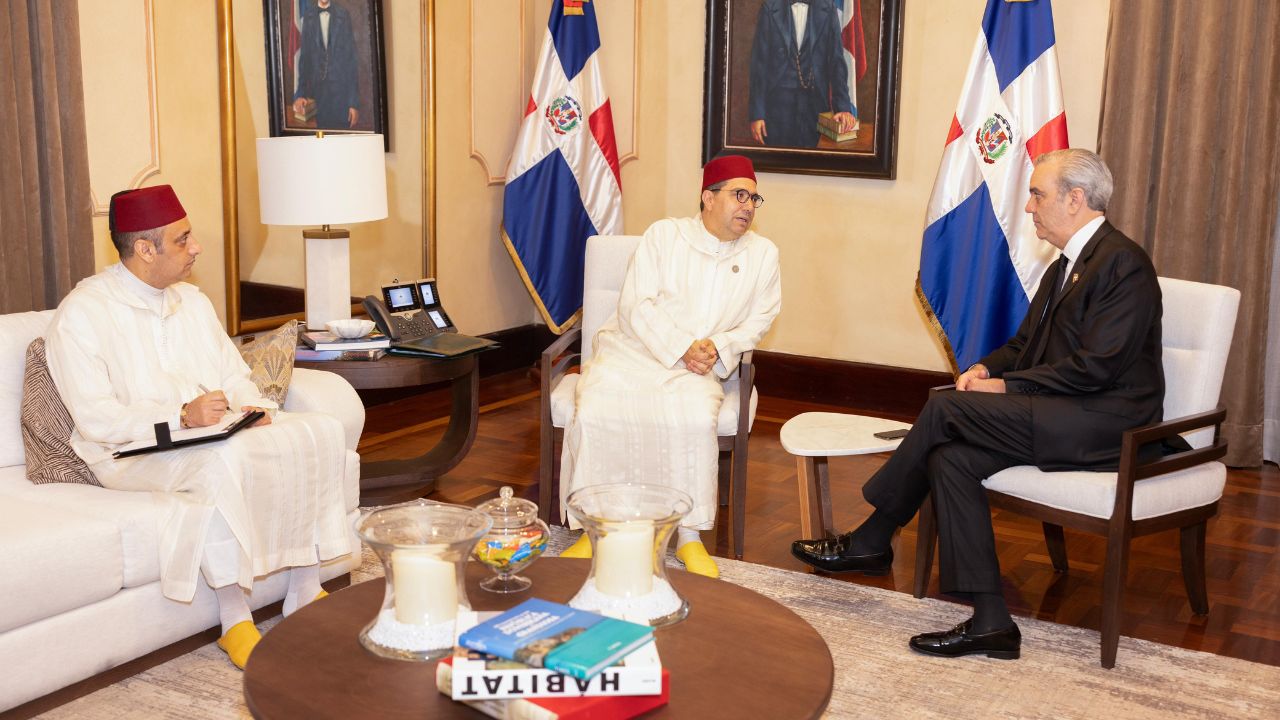 Presidente Abinader se reúne con el ministro de Exteriores del Reino de Marruecos
