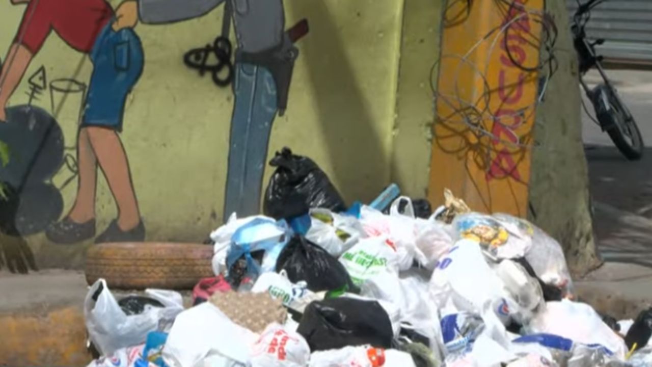 Pese a volver a contar con toda su flotilla de camiones recolectores, SDN no logra evitar la proliferación de vertederos improvisado